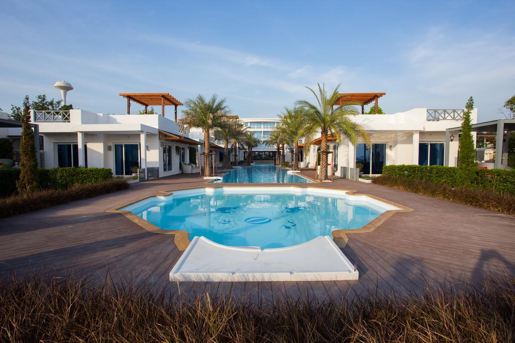 The Verona Villa Huahin Kültér fotó