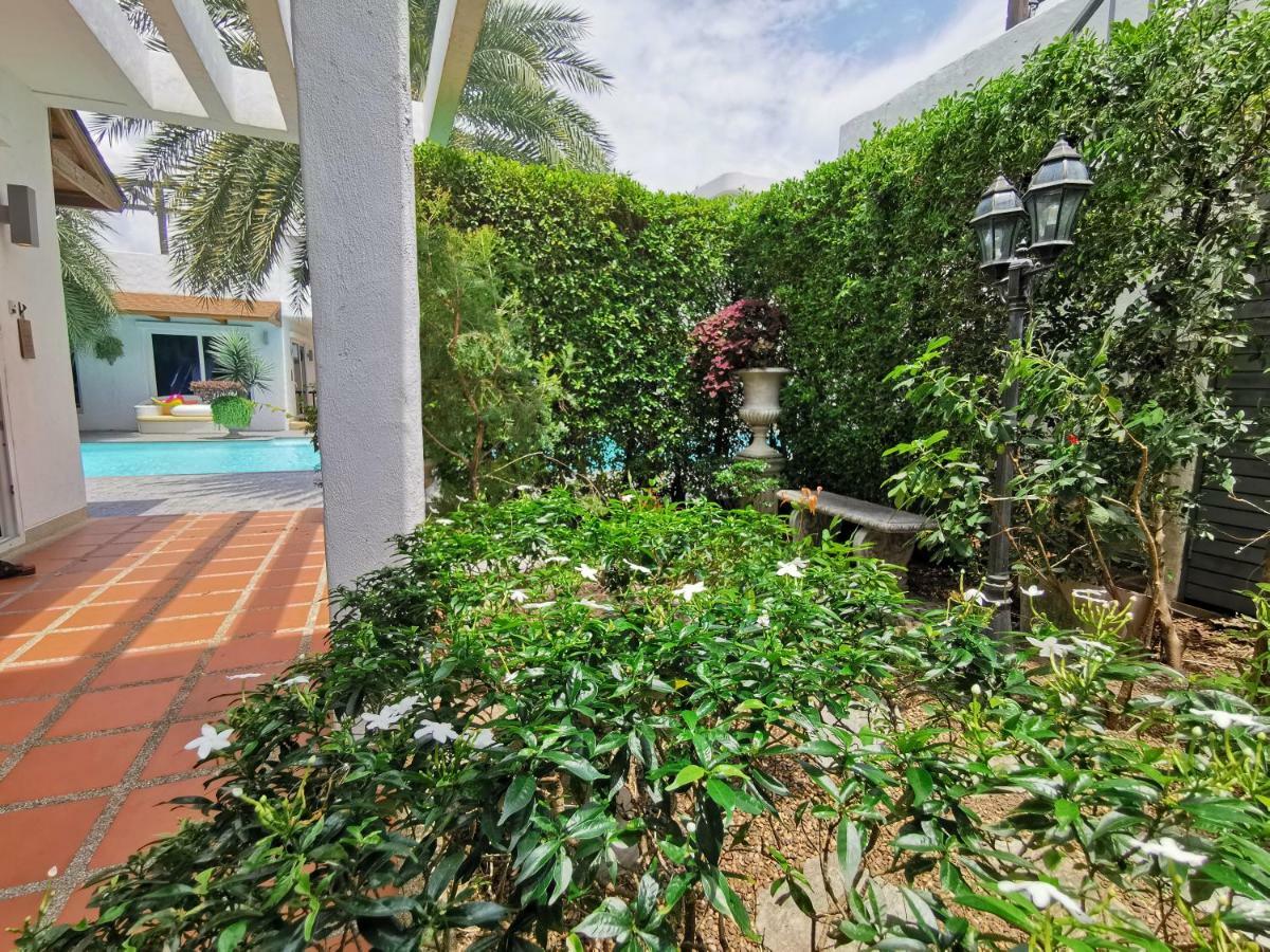 The Verona Villa Huahin Kültér fotó